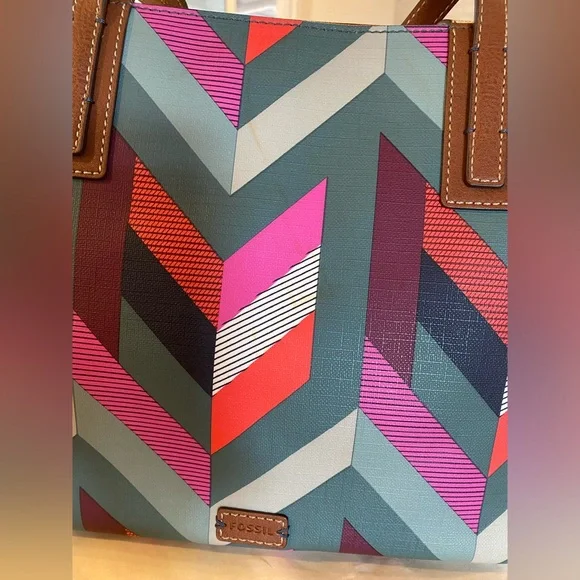 Fossil Tote - Picture 12 of 13